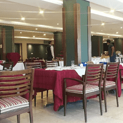 رستوران مروارید (هتل هما) بندرعباس
