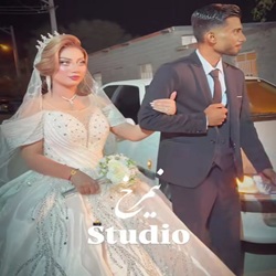 اتلیه نیم رخ