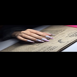 کاشت ناخن نادیا بندرعباس