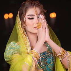 مزون عروس آزیتا بندرعباس