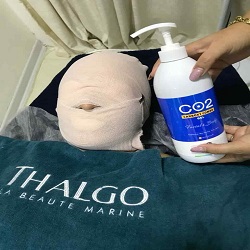 آیدا بهبودی بهترین متخصص پاکسازی و فیشال بندرعباس