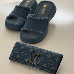 کیف و کفش فروشی پارادوکس بندرعباس