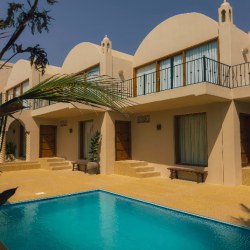  اقامتگاه لوار | بهترین بومگردی قشم