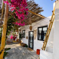 بومگردی خونمون قشم 