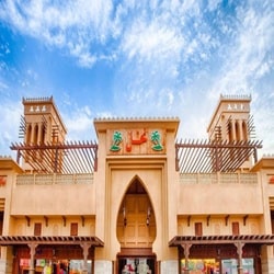 مرکز خرید سنتی اطلس درگهان | بهترین مرکز خرید قشم