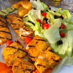 رستوران دریایی سی رول |بهترین رستوران دریایی قشم