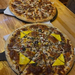 فست فود نایت لند قشم